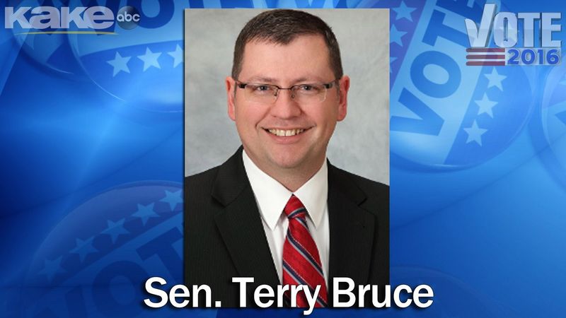Educator unseats Kansas Senate majority leader
