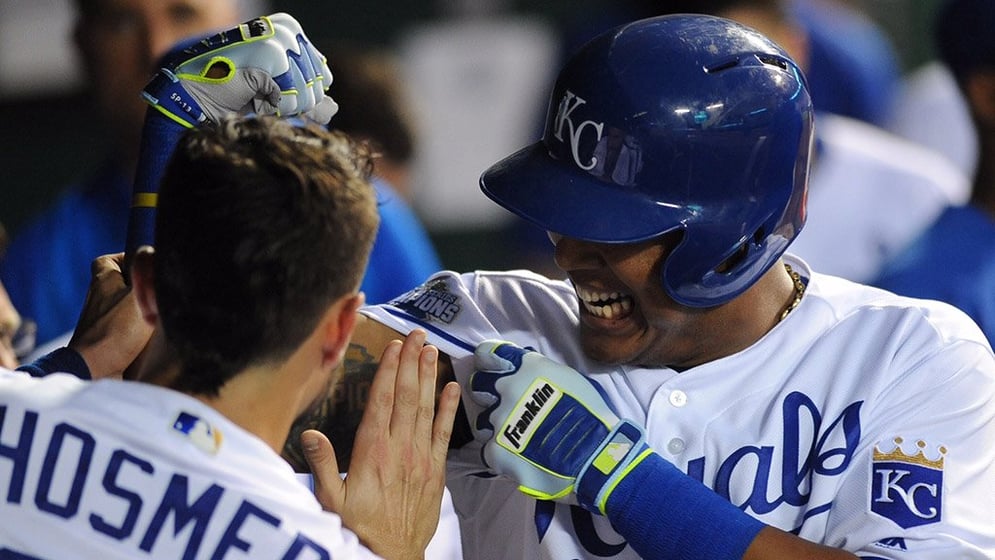 Salvador Perez powers Royals to 10-3 victory over Tigers