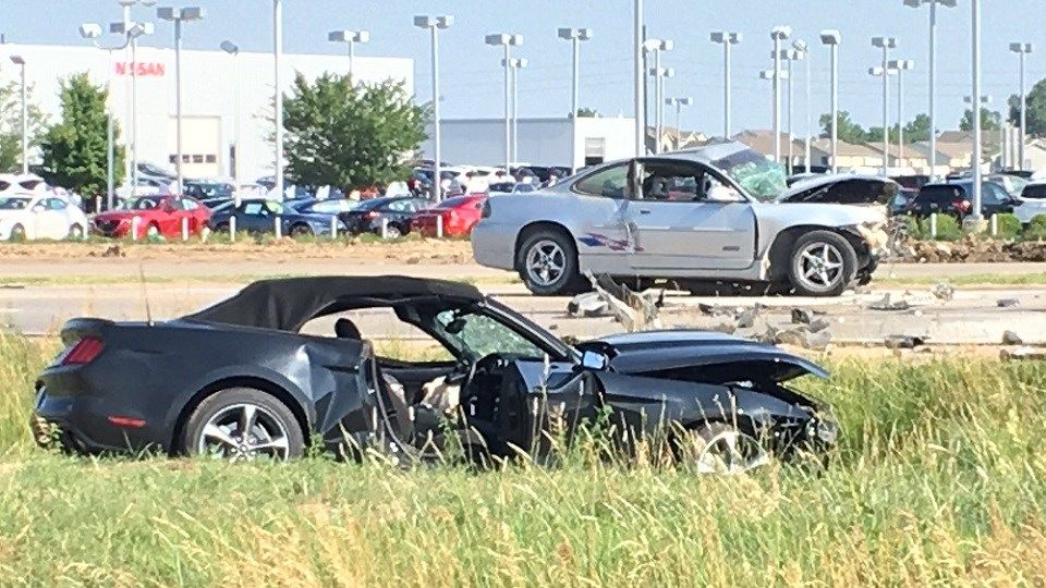2 critically hurt in headon crash on East Kellogg KAKE