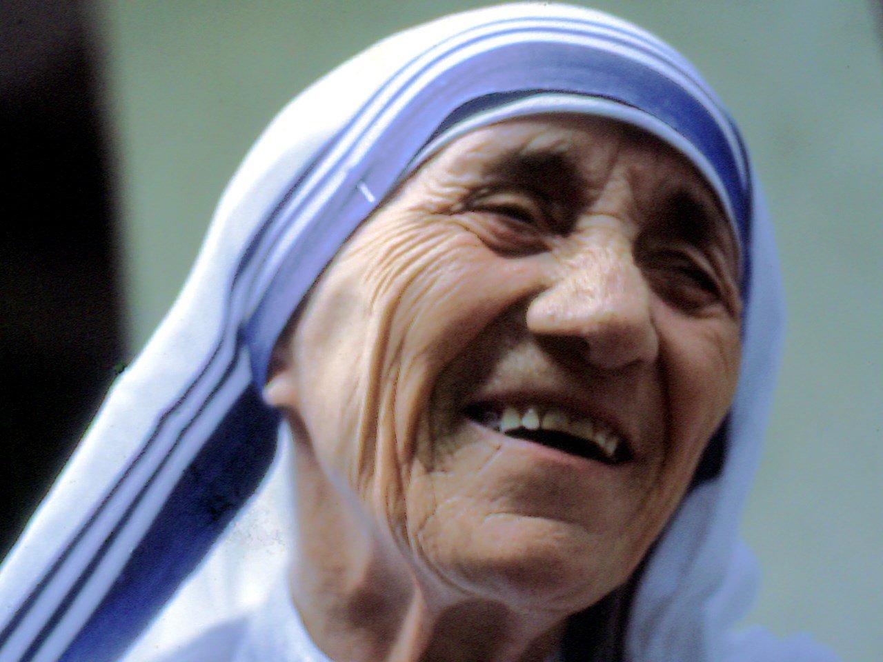 Mother Teresa declared Roman Catholic saint - KAKE