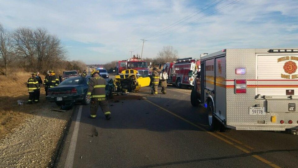 Woman killed, 3 hurt in headon collision in Butler County KAKE