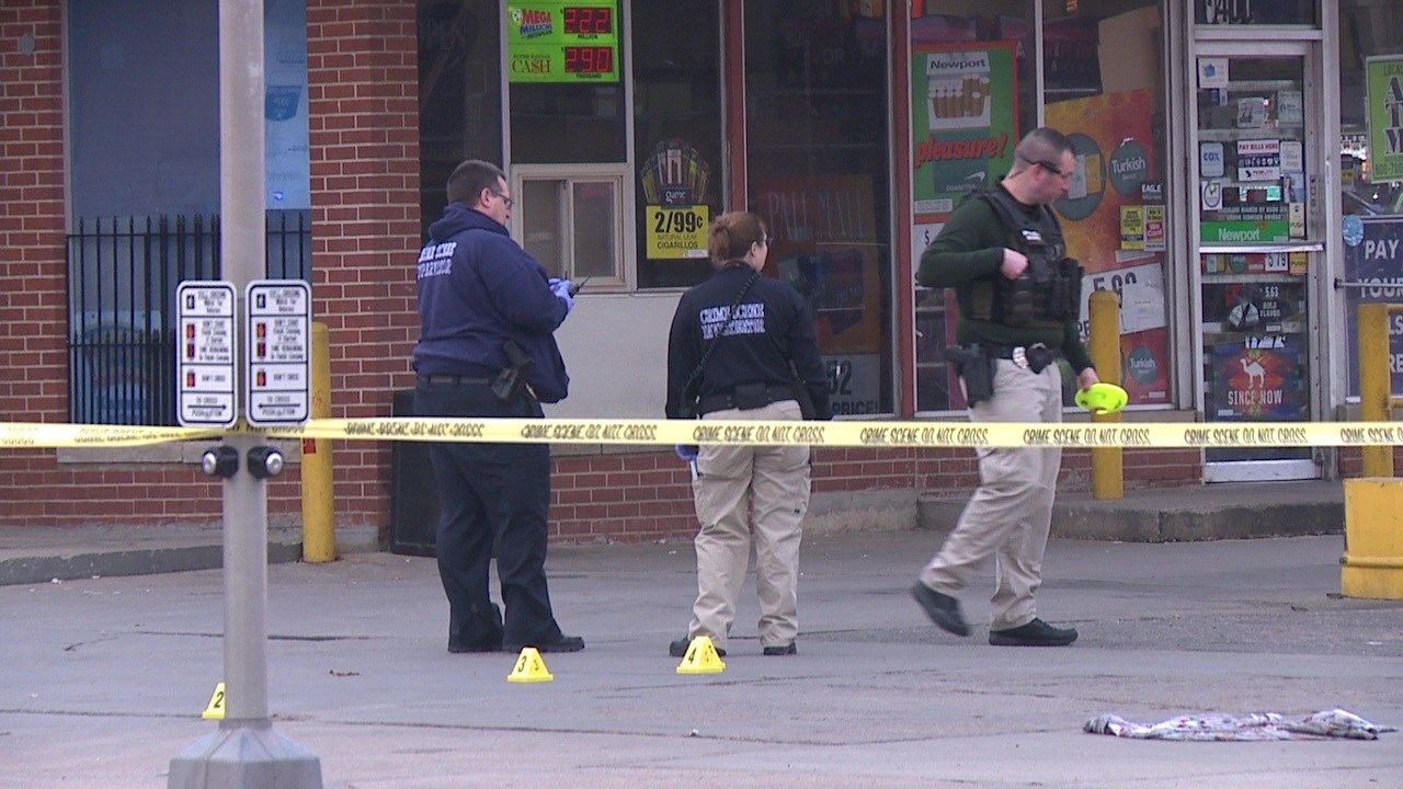 Man killed in shooting outside Wichita convenience store