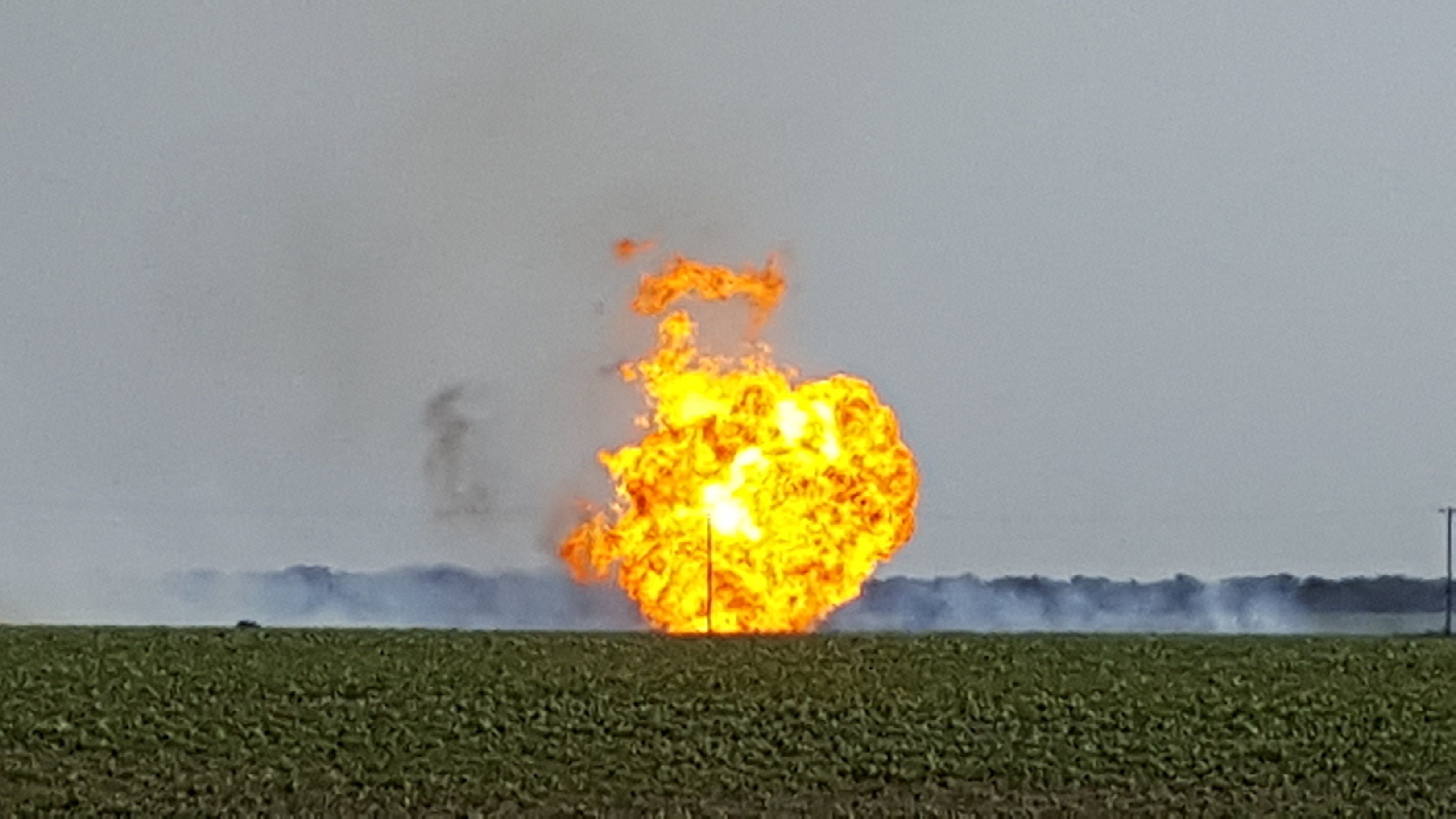 Natural Gas Pipeline Explodes Near Hesston - KAKE