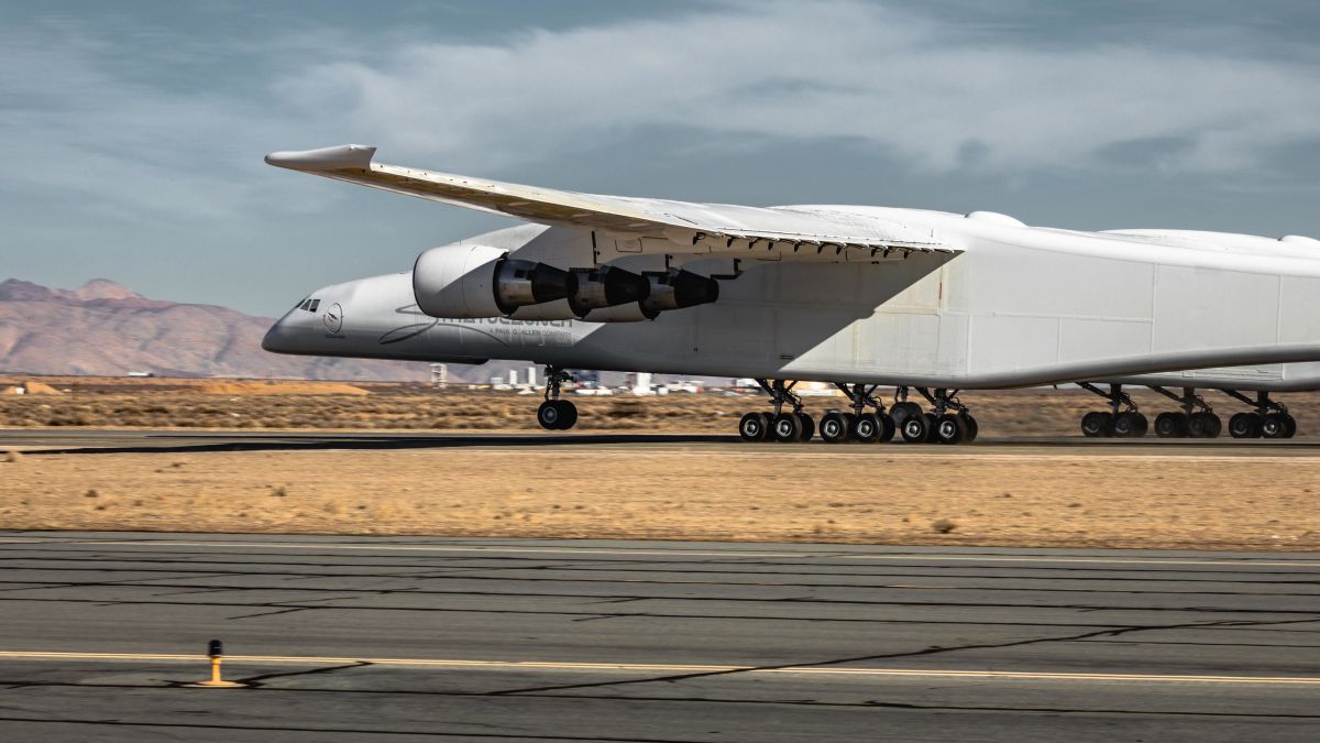 First flight for aircraft with world's longest wingspan - KAKE