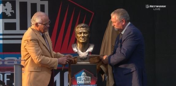Former Chiefs star Johnny Robinson inducted into the Hall of Fam - KAKE