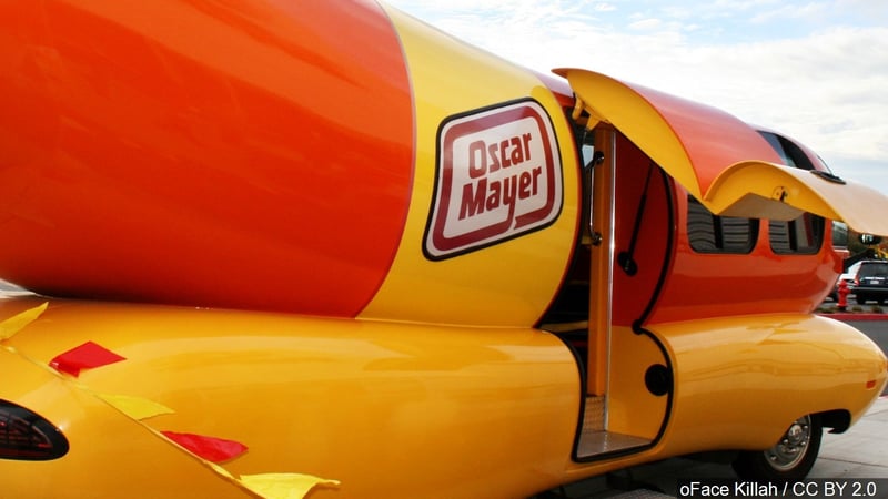 Wienermobile pulled over in Wisconsin for traffic infraction Wienermobile pulled over in Wisconsin for traffic infraction