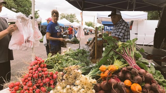 Kansas Grown Farmers Market opens Saturday with safety precautions - KAKE