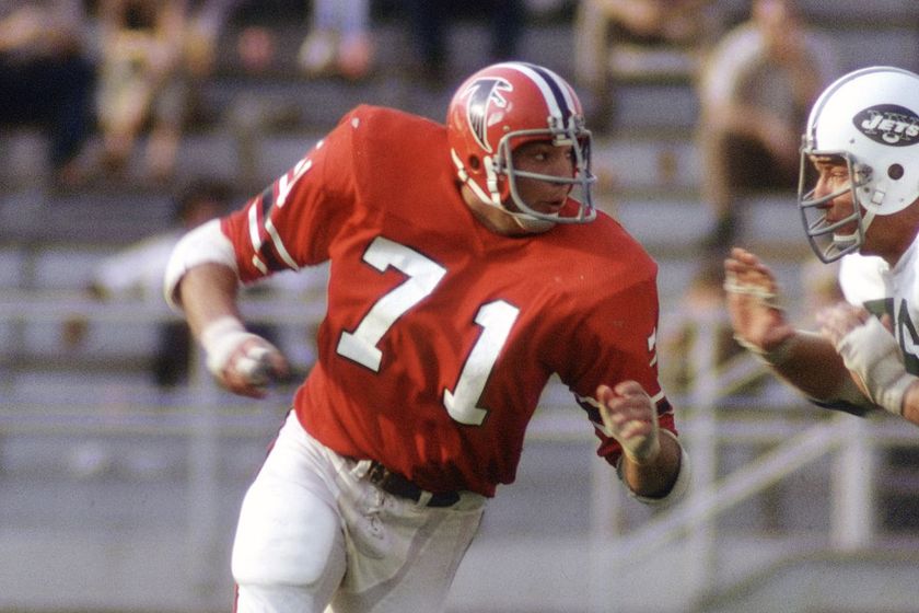 Ku Football All America Zook Dies