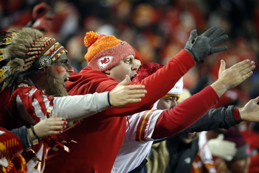 Native Americans renew protests of Kansas City Chiefs mascot