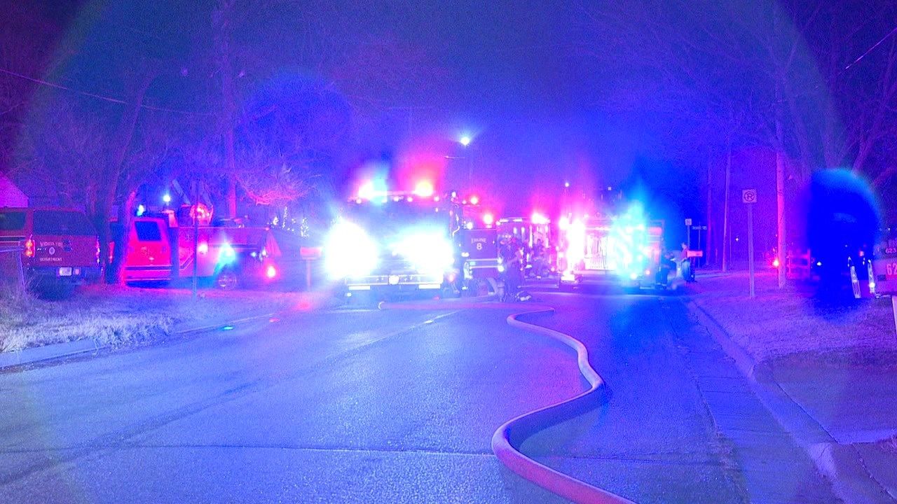 Fire crews respond to house fire in west Wichita KAKE