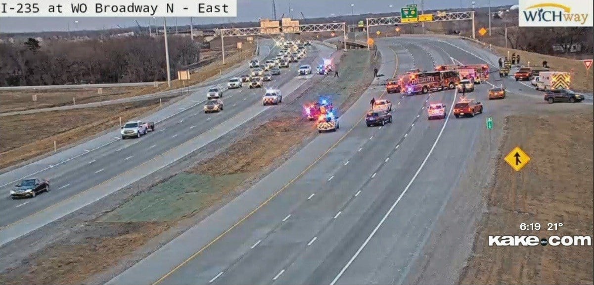 Patrol Identifies 2 Killed In Crash On I 235 In North Wichita Kake