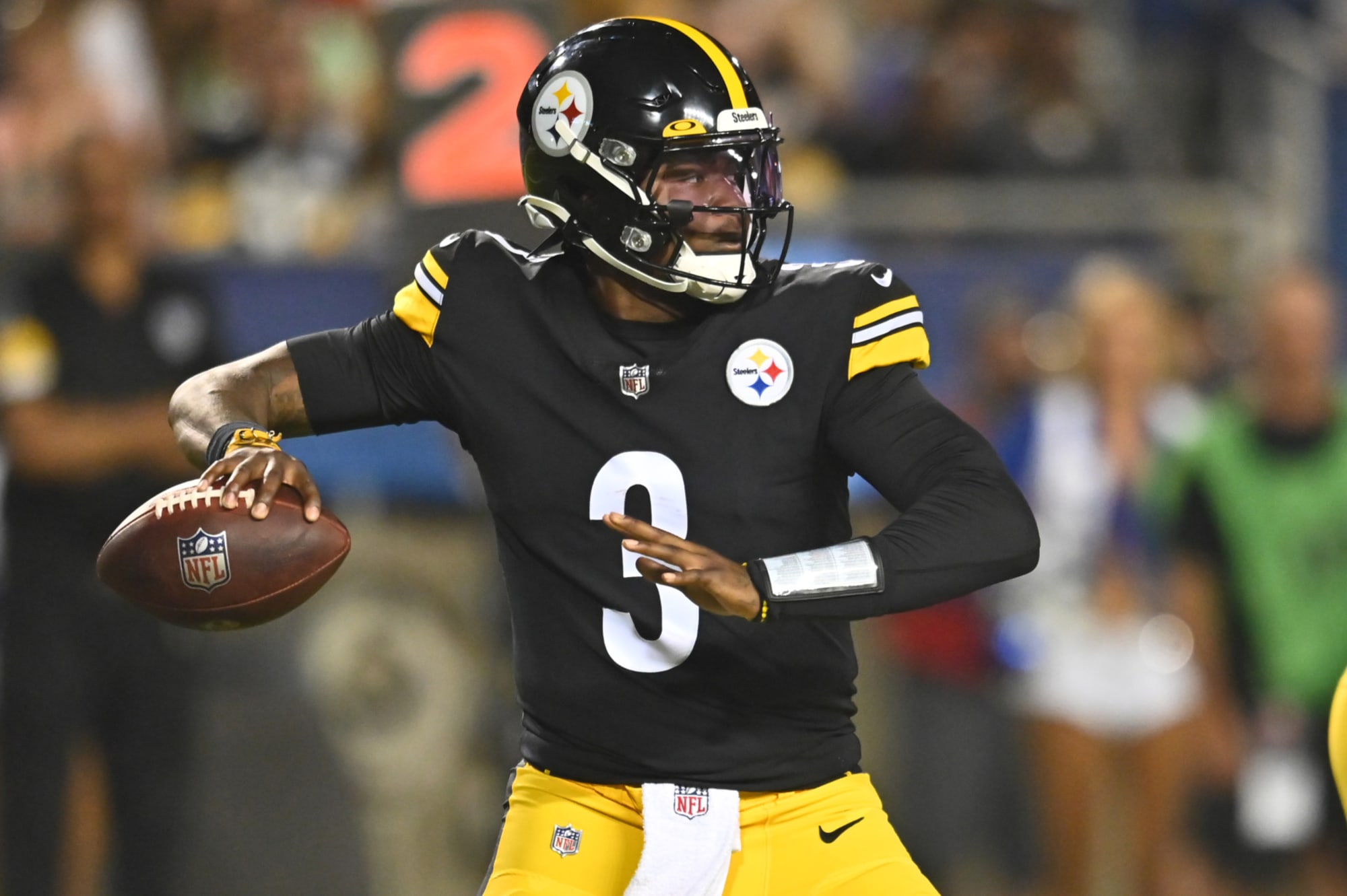 Dwayne Haskins gets a second chance with the Pittsburgh Steelers