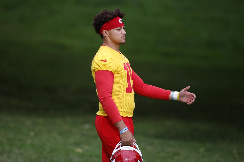 Clyde Edwards-Helaire placed on Chiefs PUP list