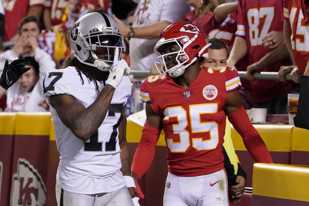 Rolling with trends in Raiders-Chiefs MNF contest: See the best