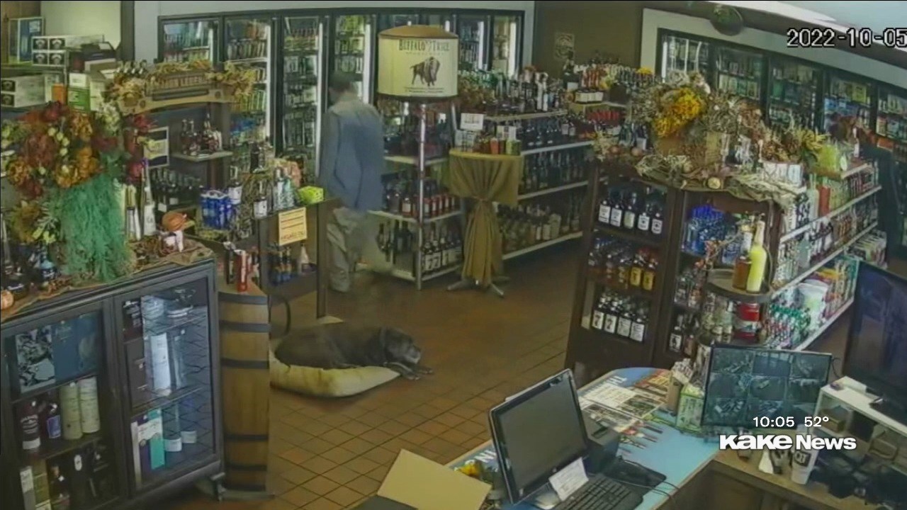 Crime Stoppers Searching For Suspect In Midtown Liquor Store Robbery