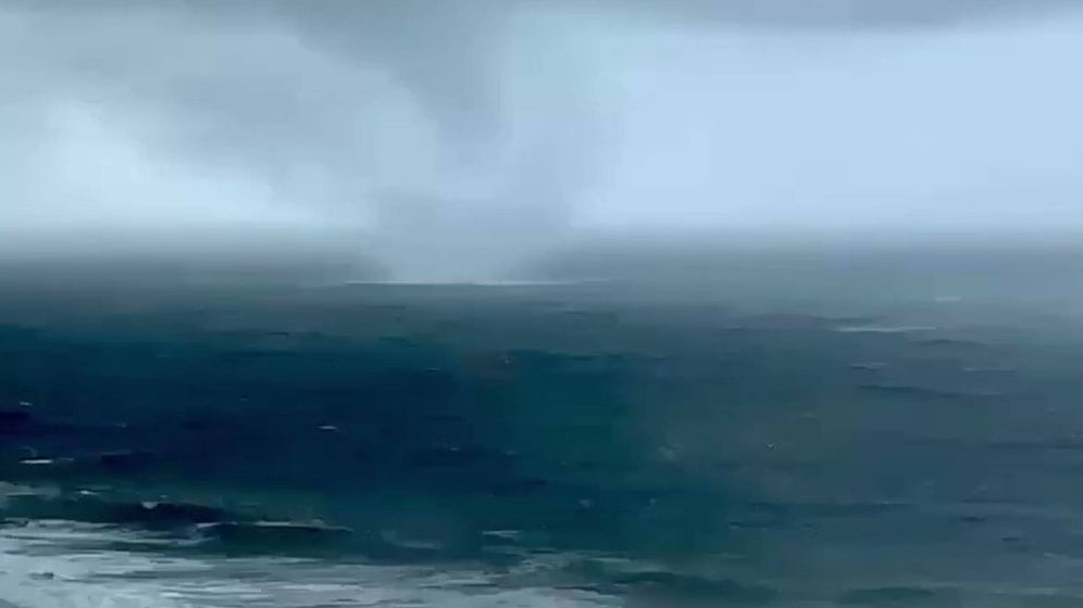 At least 5 tornadoes confirmed in Gulf Coast outbreak (apnews.com)