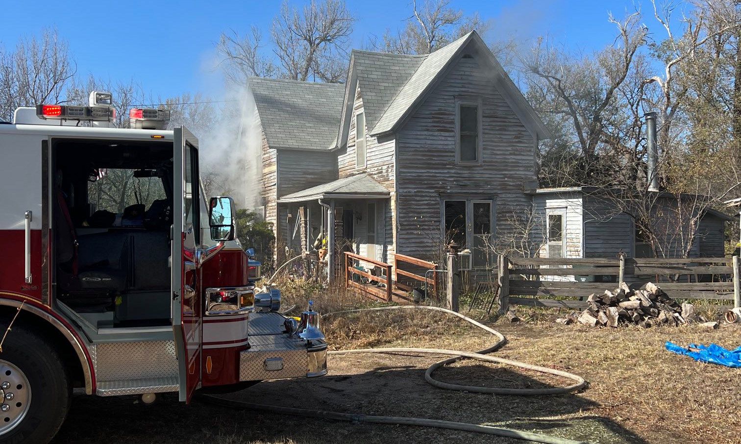 Hutchinson house fire kills one KAKE