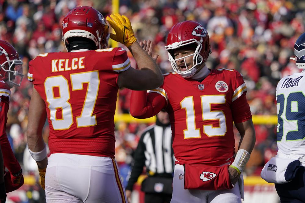 Chiefs rue dropped passes, penalties in sloppy season-opening loss