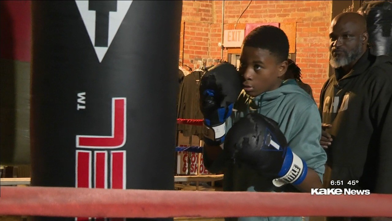 Heart of KAKELand Coach teaching kids more than just boxing picture