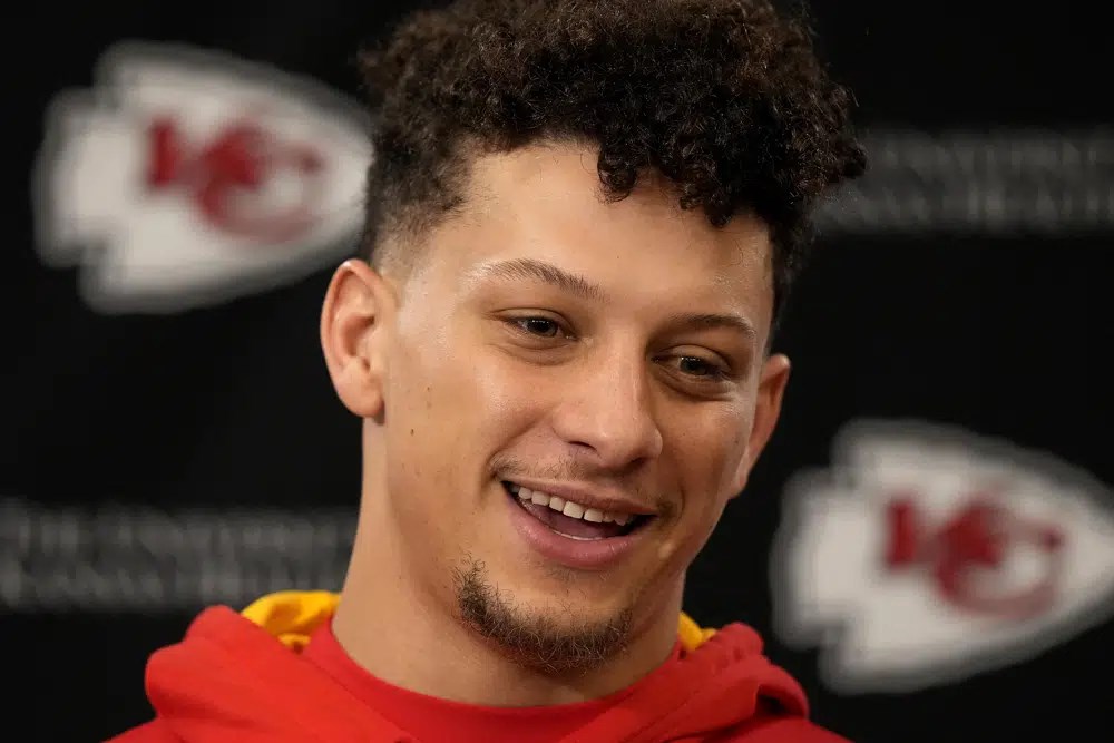 How growing up in baseball groomed Patrick Mahomes for football