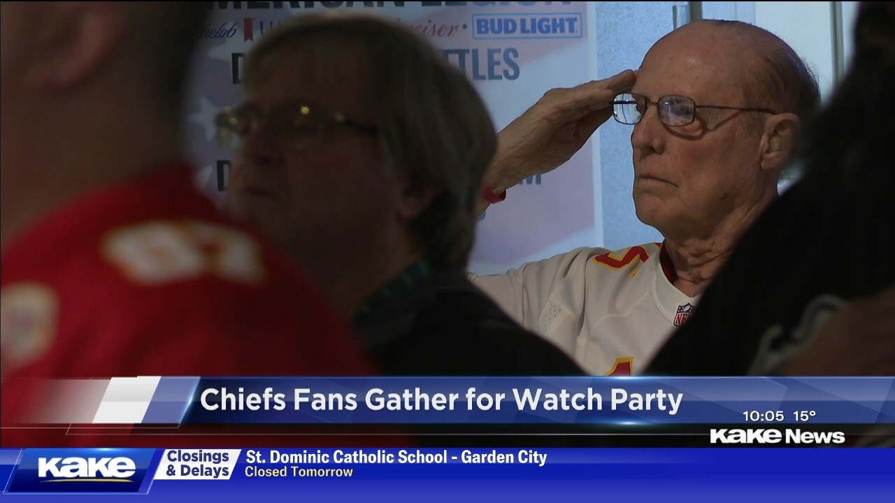 It's a blast' Watching the Chiefs helps build community at Newt - KAKE