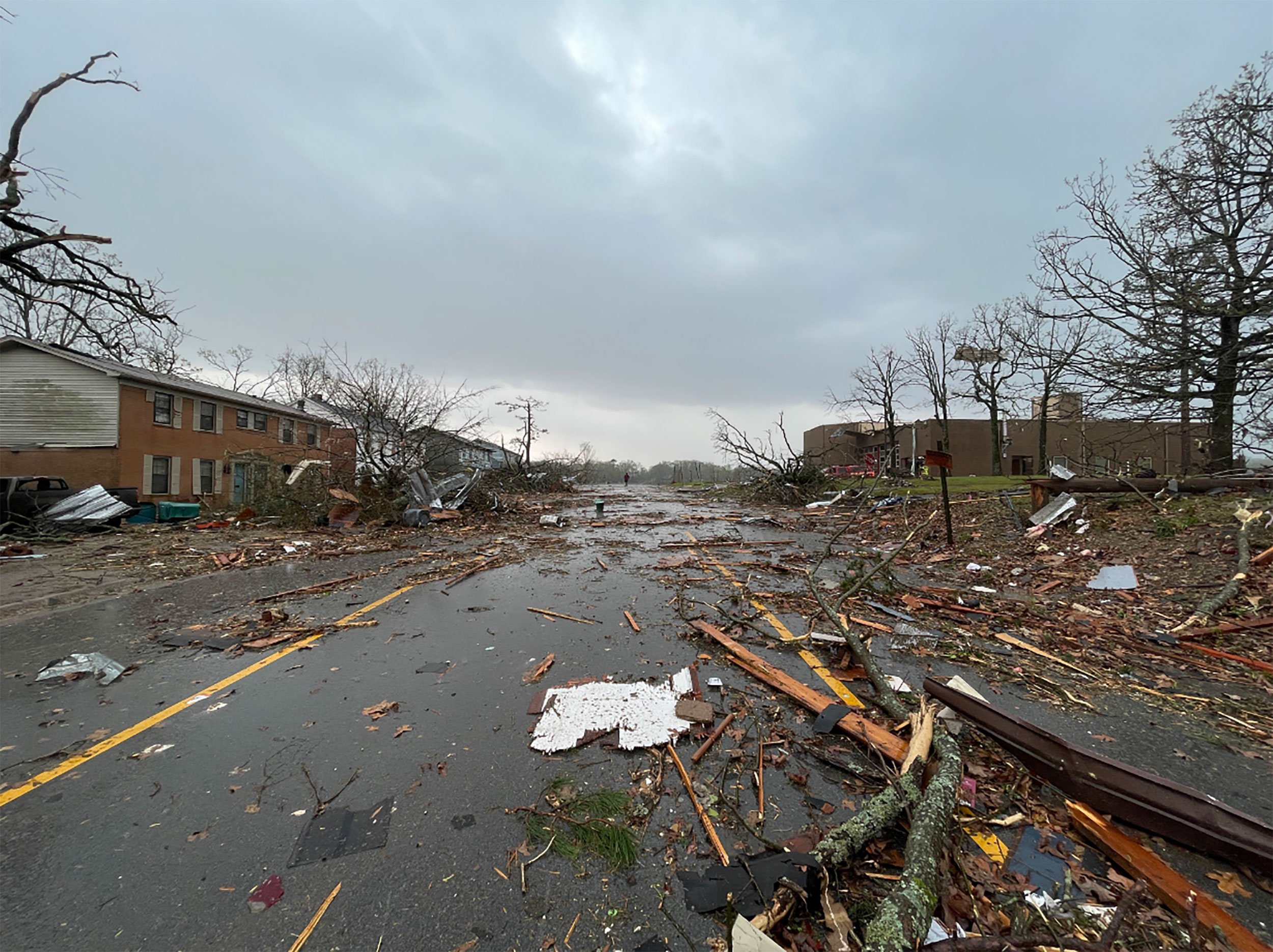 At Least 5 Killed And Dozens Others Are Hospitalized As Tornadoes Tear ...