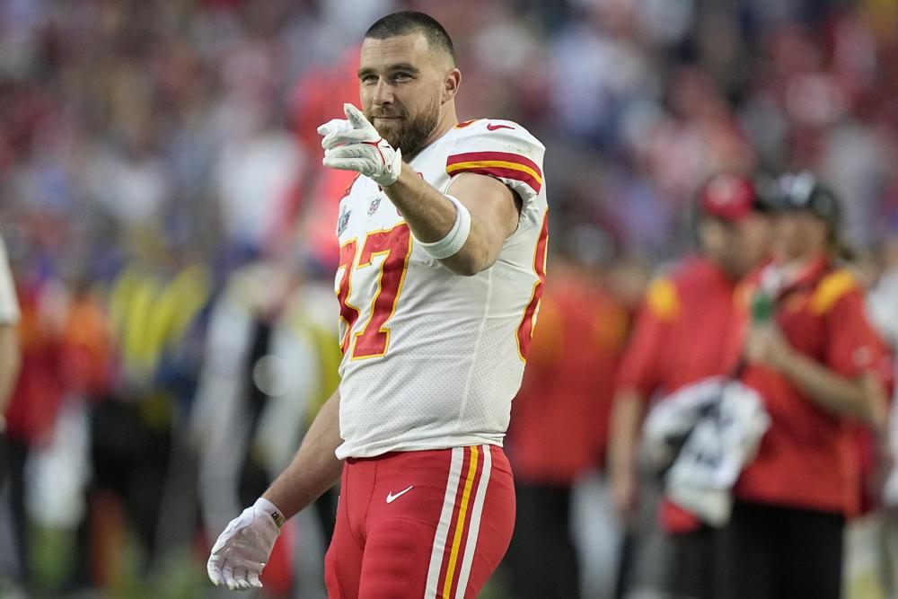 Kansas City Chiefs cornerback Trent McDuffie readies for a play