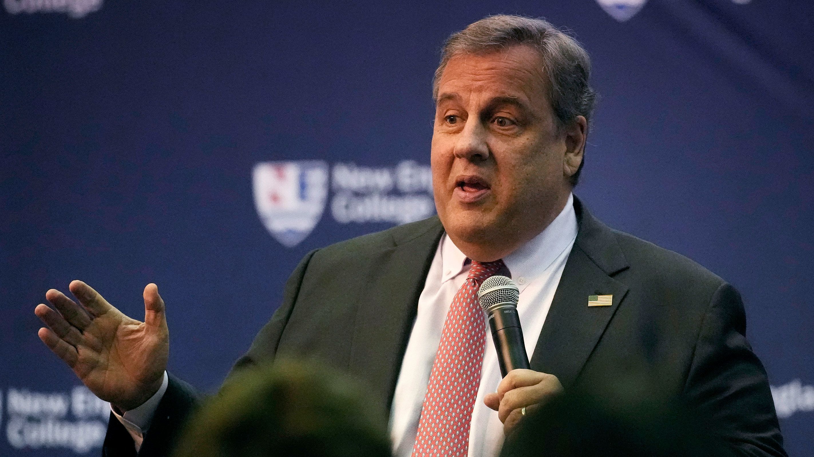 Chris Christie announces 2024 presidential campaign in New Hampshire KAKE
