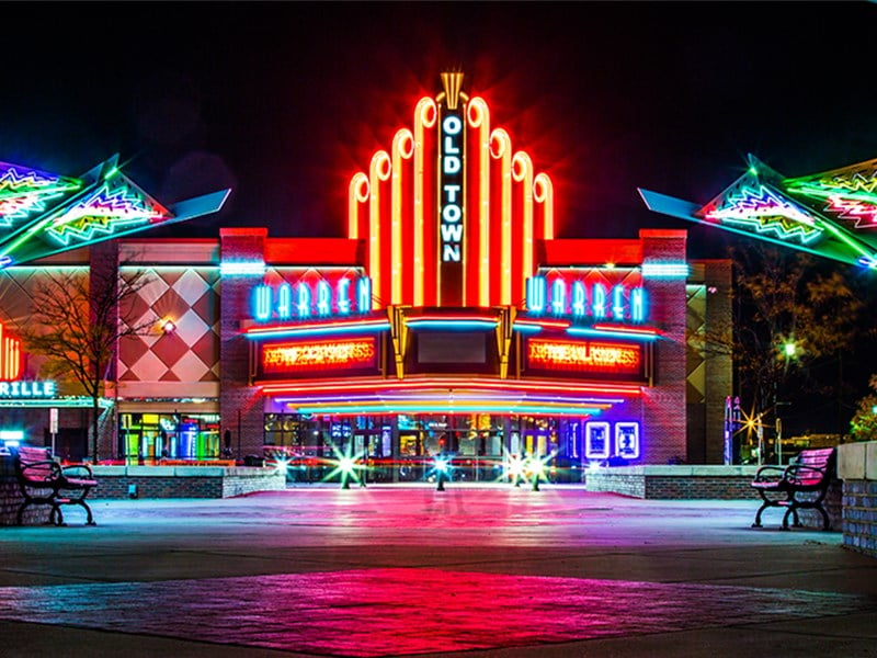 Regal Warren movie theater in Old Town closing KAKE