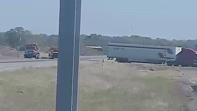Deputy shoots suspect during chase on Highway 54 near Pratt, KBI says