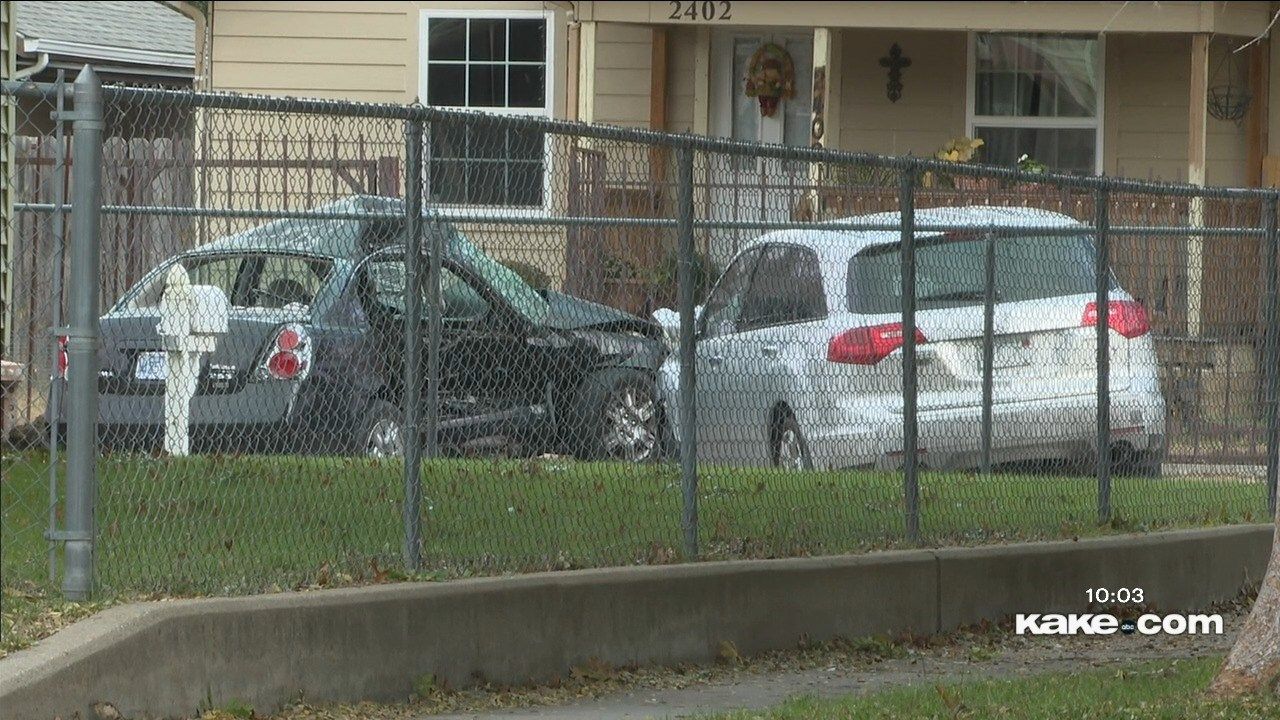 Woman killed, 3 hurt injured in north Wichita crash - KAKE