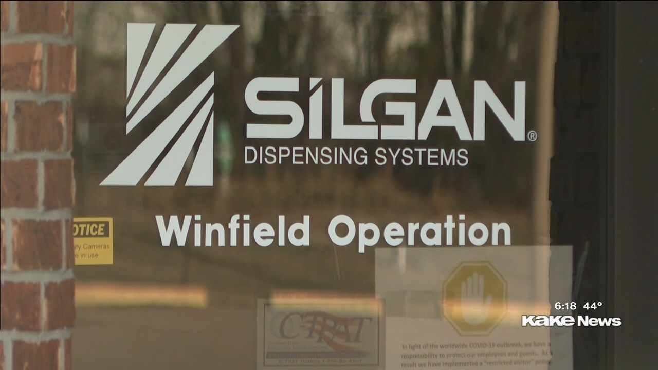 Winfield community reacts to plastic manufacturer closing KAKE