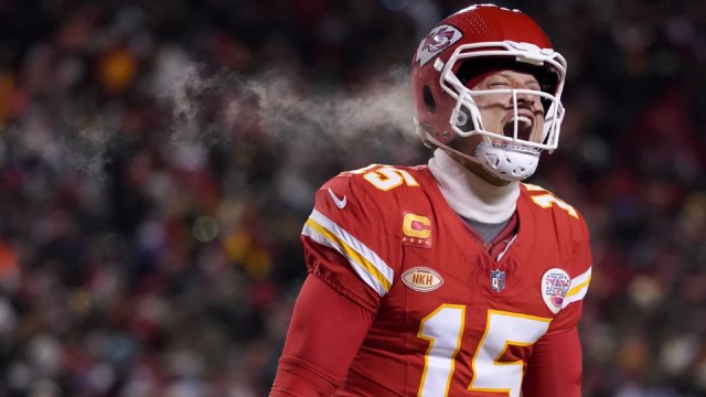 Patrick Mahomes Leads Chiefs To 26-7 Playoff Win Over Miami In Near ...